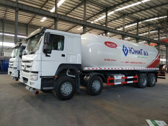 Sinotruk LP Gas Transport Truck , 34.5cbm Howo 15mt 18ton Propane