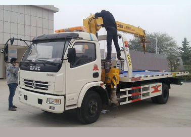 5 Meters Flatbed Wrecker Tow Truck With 3.2 Ton XCMG Crane Vehicle Lifting