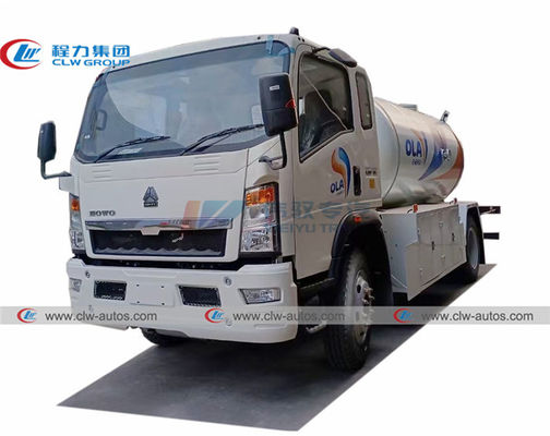 Diesel Engine RHD Howo 160HP 15m3 Propane Tank Truck