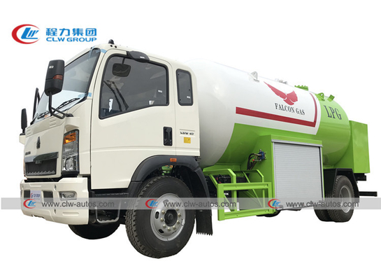 HOWO 6 Wheels 160HP 15000L RHD LPG Bobtail Tanker Truck