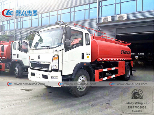 10000 Liters LHD Howo 4x2 Diesel Delivery Truck With Censtar Dispenser