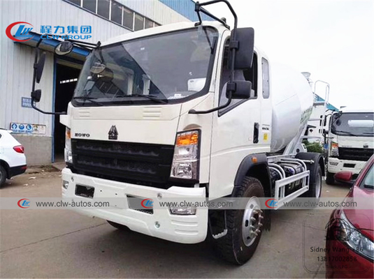 SINOTRUK HOWO 4x2 LHD 4000L Concrete Mixer Truck