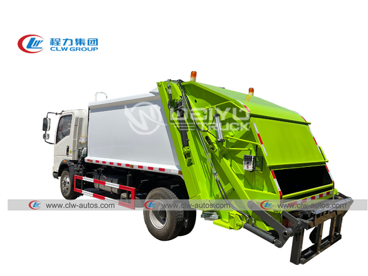 HOWO Cummins Diesel Engine Waste Compaction Truck 8m3 Self Loading Unloading