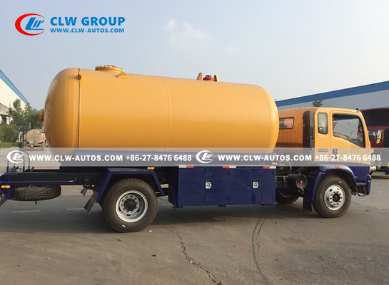 HOWO 10cbm LPG Bobtail Truck With Volume Flow Meter Refilling Gas Tanker