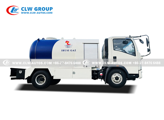 HOWO 5CBM LP Gas Bobtail Truck DRC Market Propane Transfer Tanker