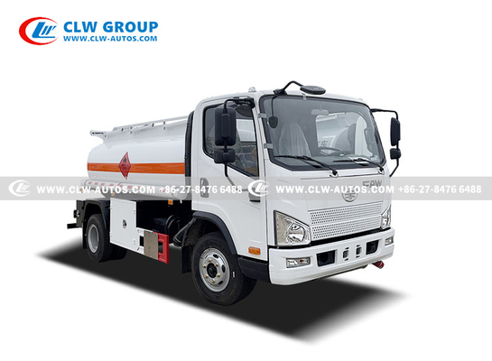 FAW J6F 5000 Liters Fuel Transportation Truck Corrosion Resistant Tank With Dispenser