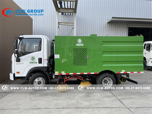 Sinotruk Howo 1500L Water Tanker 4000L Dust Tanker Road Sweeper Truck