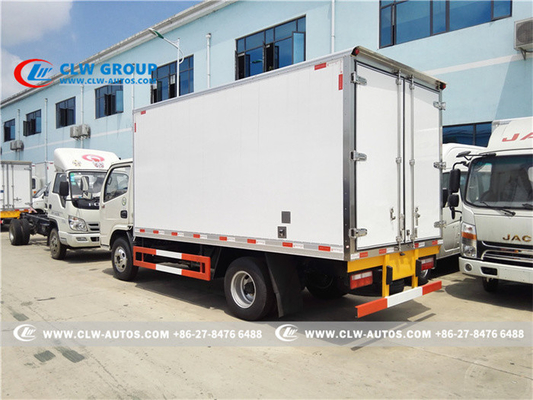 Dongfeng  model 5tons Small seafood refrigerated Transport Delivery and Cooler Freezer Refrigerator Van Truck