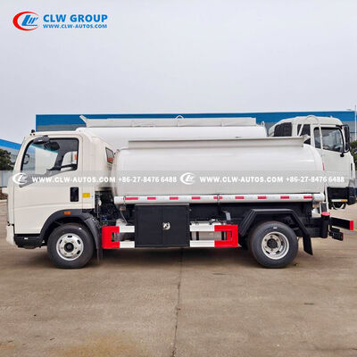 HOWO 4x2 Fuel Dispenser Truck with Explosion-Proof Dispenser and 5-60 L/min Flow Rate Powered by 116hp Diesel Engine