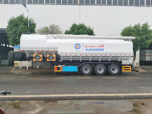 65m³ Huge Volume Bulk Feed Transport Trailer with Low Residual Discharge and Remote Control System