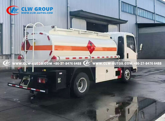 Sinotruk HOWO Right-Hand Drive 4x2 Diesel Bowser Truck with High-Capacity Carbon Steel Tank for Bulk Fuel Transport