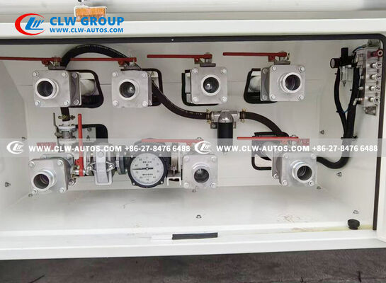 FAW 4x2 Mini Fuel Tanker Truck with 3,000-5,000L Q235 Carbon Steel Tank and Euro II/III Diesel Engine