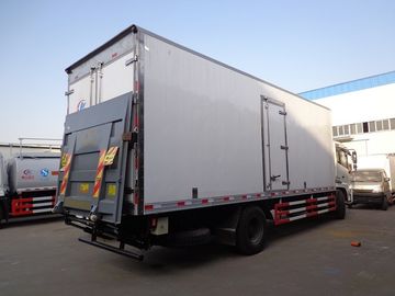 Dongfeng 10 Ton Refrigerated Truck , -15 ℃ Refrigerated Delivery Truck With Rear Hydraulic Loading Plate