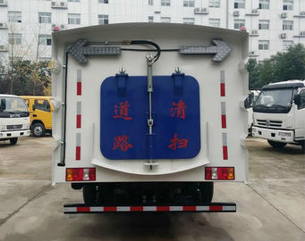 Howo 4*2 Road Sweeper Truck , Road Cleaning Truck With 1.5cbm Water 4cbm Dust