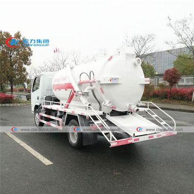 Right Hand Drive Dongfeng 95HP 4m3 Septic Vacuum Trucks