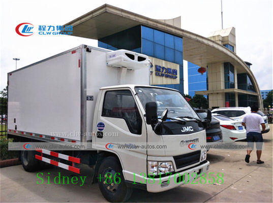 JMC 4X2 Small Refrigerated Truck For Food Transport