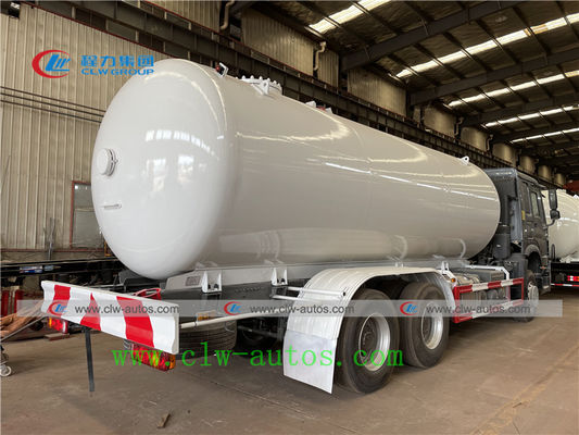 Sinotruk Howo 20m3 10 Ton LPG Gas Tanker Truck With Flow Meter