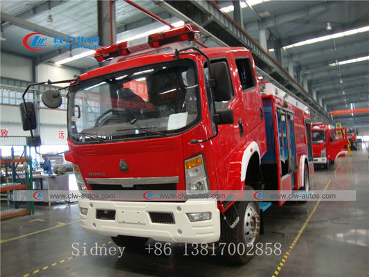 LHD Sinotruk HOWO 4X2 Fire Fighting Vehicle With Foam Water Tank