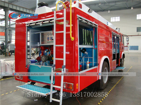 LHD Sinotruk HOWO 4X2 Fire Fighting Vehicle With Foam Water Tank