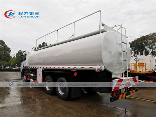 FAW XinDaWei 6600 Gallon 20 Ton Refueler Truck With Dispenser