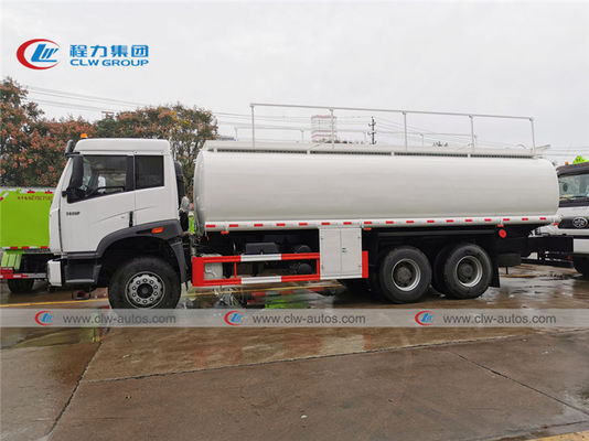 FAW XinDaWei 6600 Gallon 20 Ton Refueler Truck With Dispenser