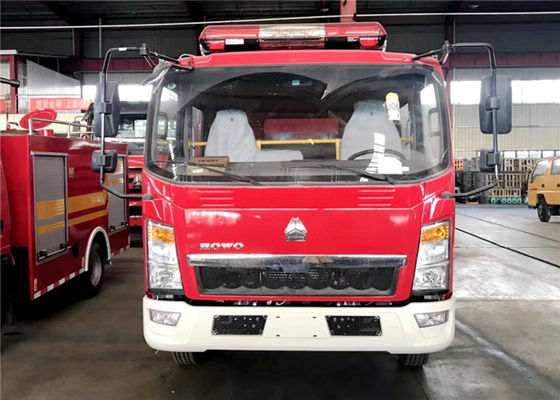 RHD Sinotruk HOWO 4X2 Fire Rescue Truck With YUCHAI Engine