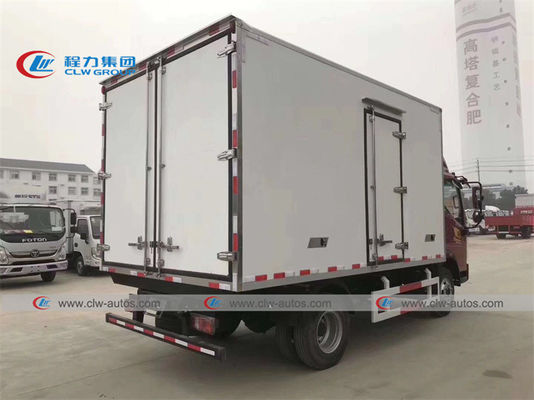 Sinotruk 4000kg Cold Room Truck For Fresh Fruit Delivery