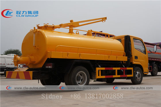 Dongfeng 4X2 8000 Liters Vacuum Septic Tanker Truck