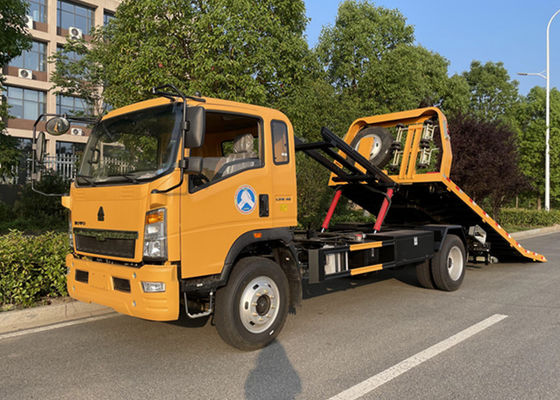 Sinotruk HOWO 4x2 LHD 3 Tons Flatbed Towing Truck