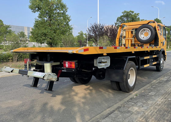 Sinotruk HOWO 4x2 LHD 3 Tons Flatbed Towing Truck