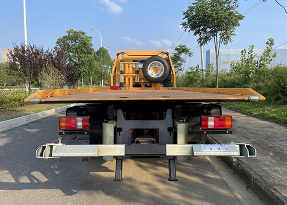 Sinotruk HOWO 4x2 LHD 3 Tons Flatbed Towing Truck