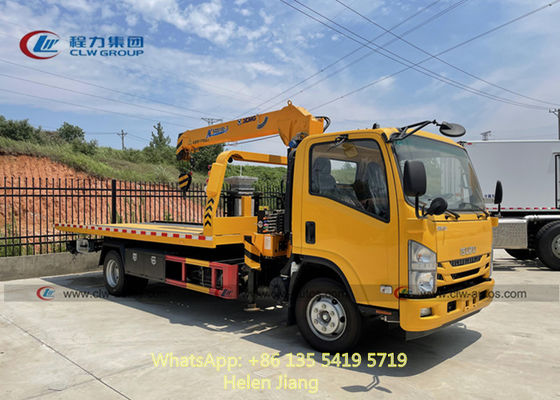 LHD ISUZU 4x2 5T Flatbed Towing Truck With XCMG Crane