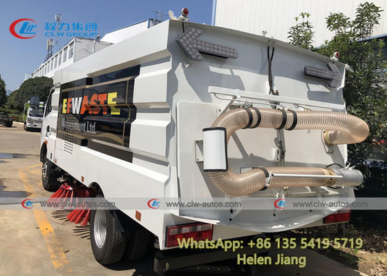 Dongfeng 4x2 LHD Diesel Engine Vacuum Road Sweeper Truck