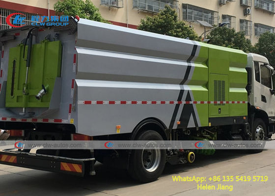 Dongfeng Tianjin 4x2 8 Ton Road Washing Truck