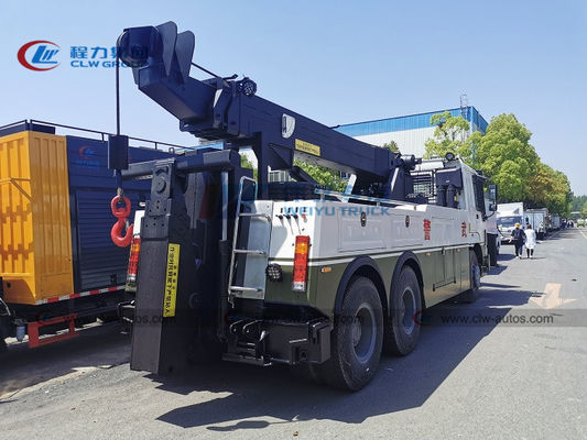 China 6*6 Sinotruk HOWO 16t 20tons 25t Road Recovery Towing Truck with Front Shovel Rescue Wrecker