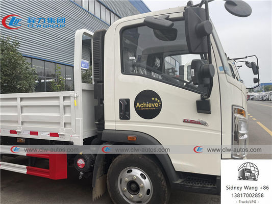 SINOTRUK HOWO 4x2 3 Ton 5 Ton Cylinder Truck For Cargo Transport