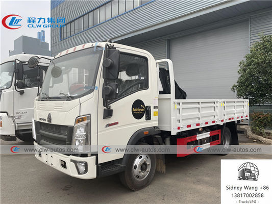 SINOTRUK HOWO 4x2 3 Ton 5 Ton Cylinder Truck For Cargo Transport