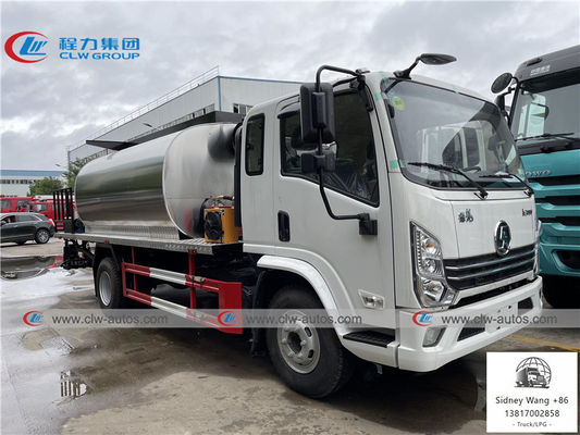 Shacman 4x2 4000 Liters Bitumen Spreader Truck