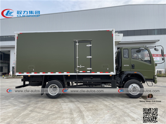 10T 15T 30cbm SINOTRUK HOWO 4x4 Refrigerated Van Truck