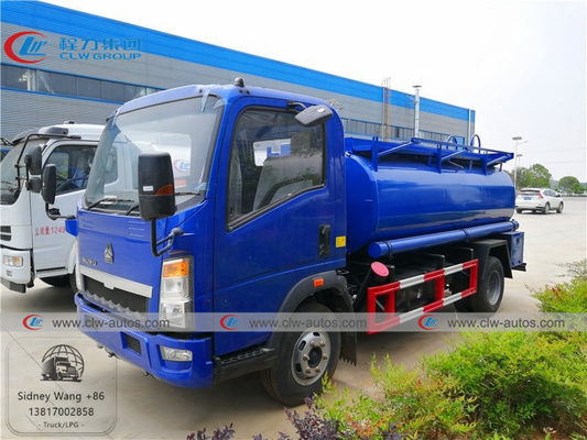 5cbm RHD Howo 4x2 Fuel Oil Delivery Truck For Diesel Refueling