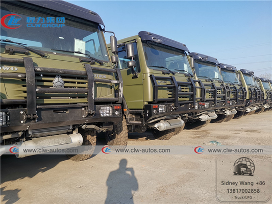 290HP 10000L Sinotruk Howo 4x4 Off Road Fuel Tank Truck