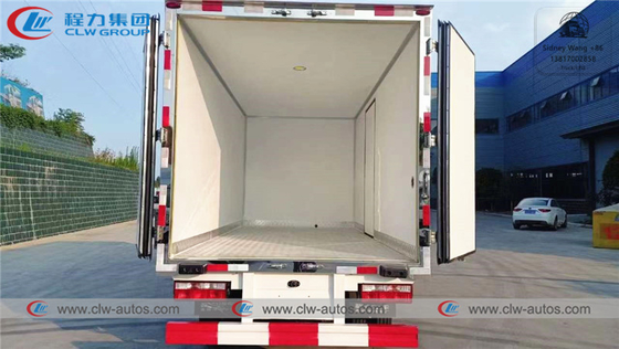 Dongfeng Furuicar 4x2 3 Ton 5 Ton Small Refrigerated Delivery Truck For Seafood