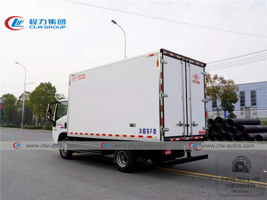 Shacman 4x2 5T Refrigerated Van Truck With Carrier Hanxue Thermo King Refrigerator