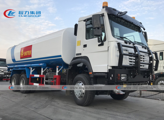 Sinotruk Howo 6x6 Off Road 20000L Water Sprinkler Truck