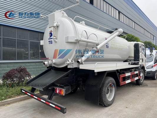 HOWO 8cbm 4*2 Vacuum Sewage Suction Truck Vacuum Jetting Truck