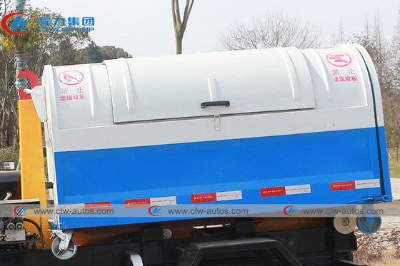 4 CBM Dongfeng Hydraulic Hook Lifting Truck For Garbage Collection